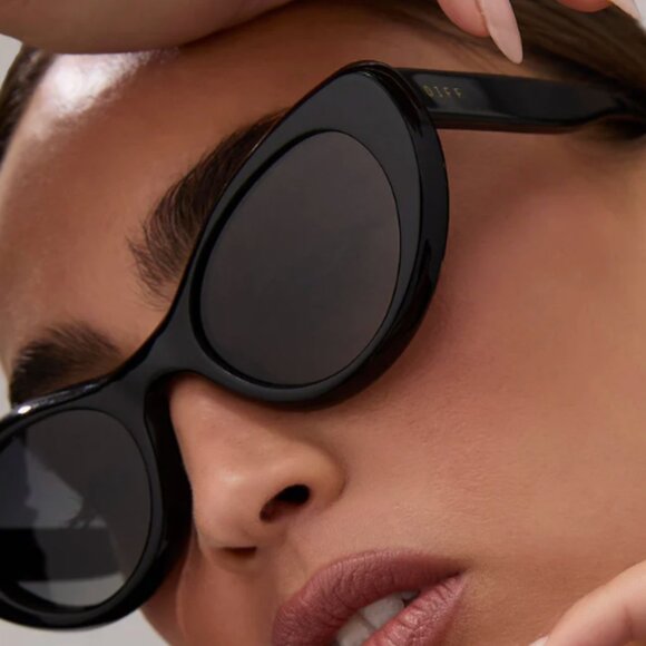 Diff ZARIA Sunglasses - Picture 7 of 7